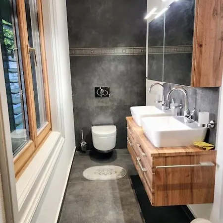 Traumwohnung Direkt Am Thunersee Apartmán Oberhofen