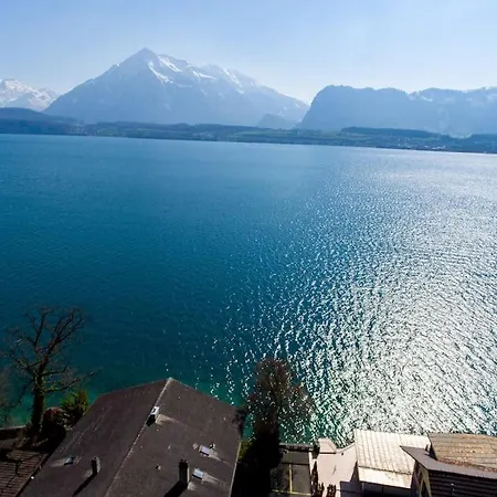 Traumwohnung Direkt Am Thunersee Apartmán *